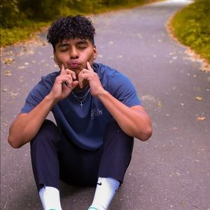 Meet your Posher, Roberto